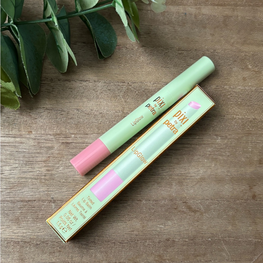 Pixi LipGlow in Fleur
